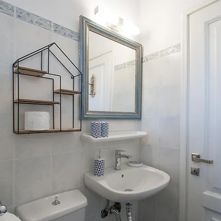 Skyline Residence Tatil Evi İskados
